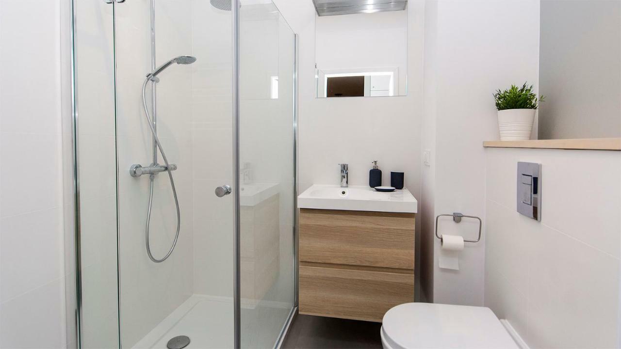 Glow Apartments, Apartament Mila Baltica กดัญสก์ ภายนอก รูปภาพ